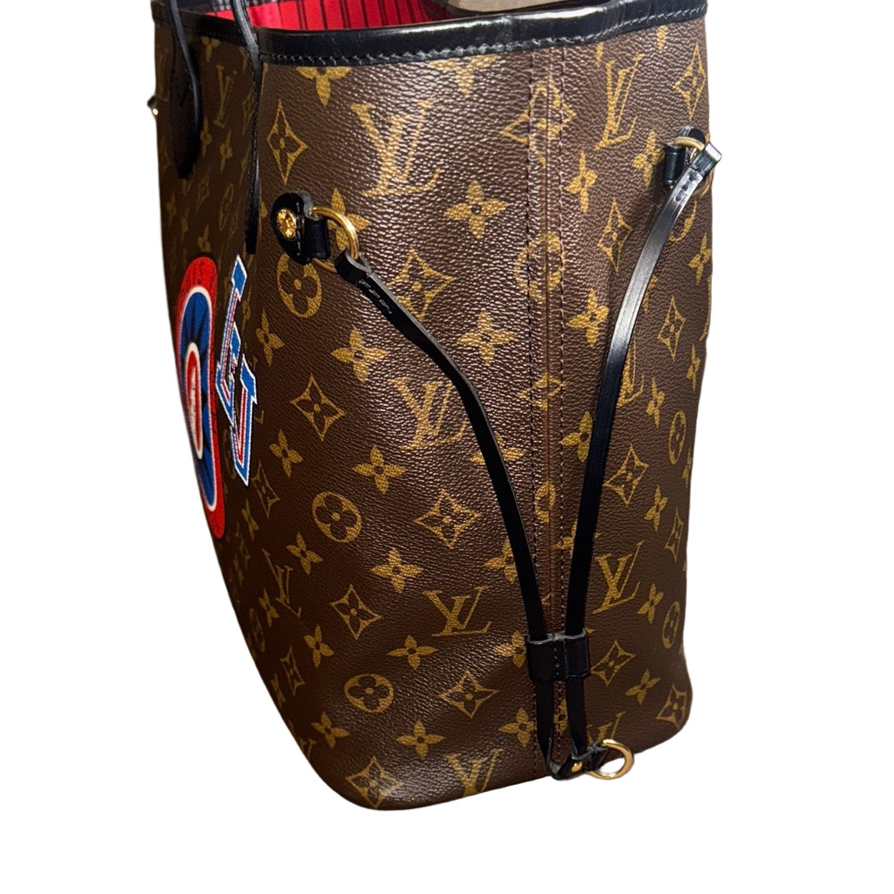 Louis Vuitton Neverfull  Monogram  MM Tote - Picture 5 of 9